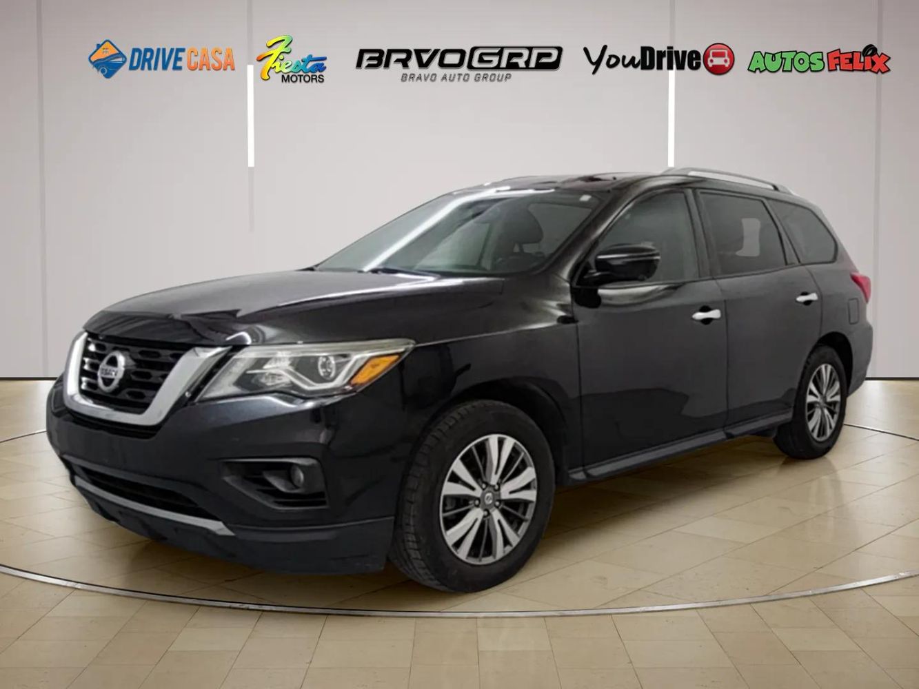 2020 Nissan Pathfinder SL 2WD's photo