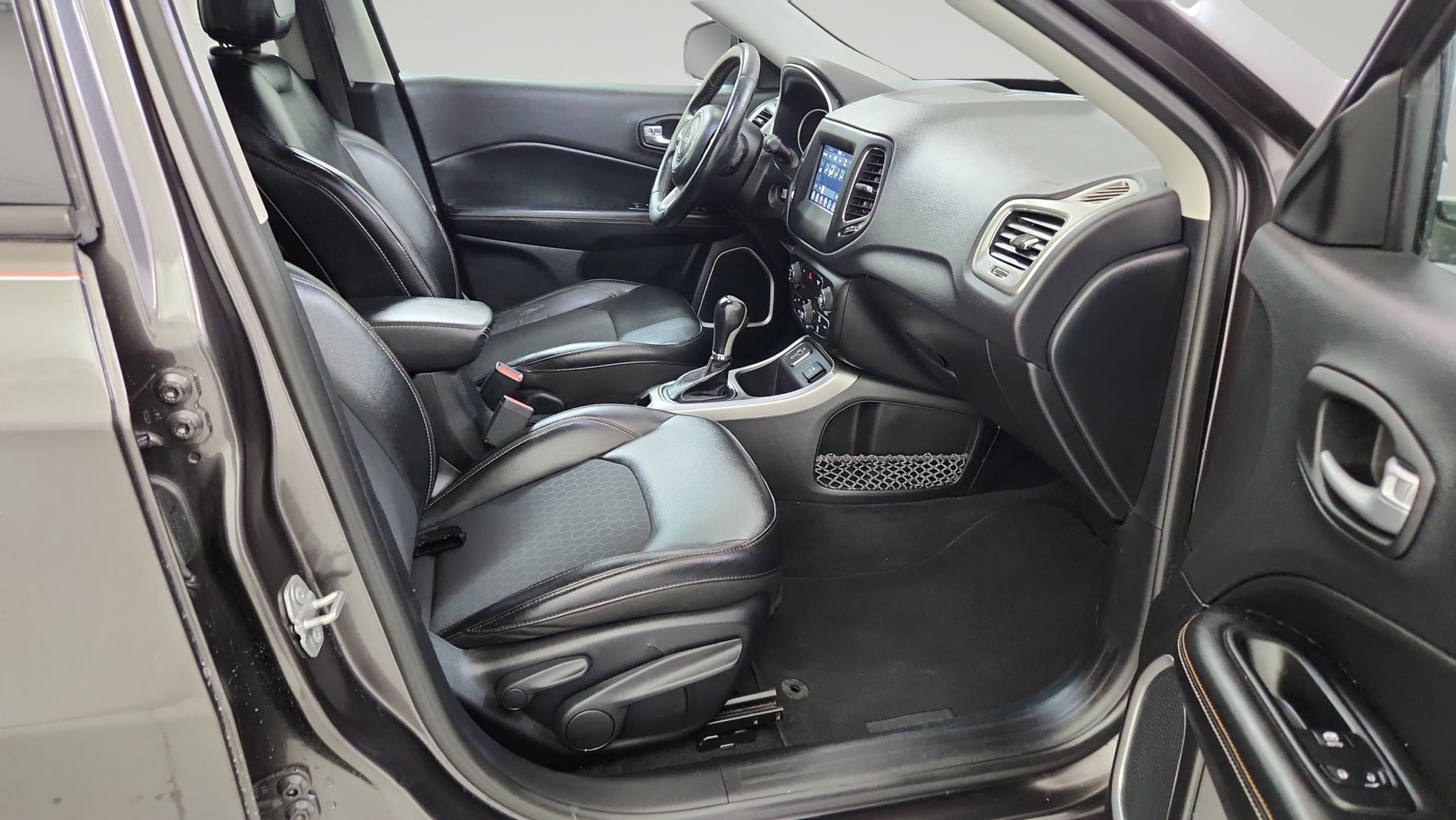 2018 Jeep Compass Latitude - Photo 15