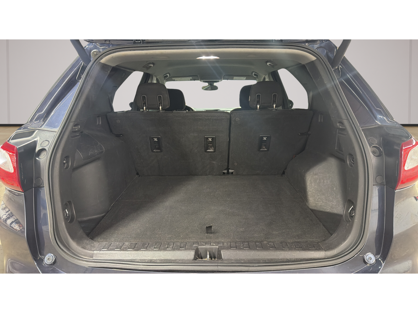 2018 Chevrolet Equinox LT - Photo 16