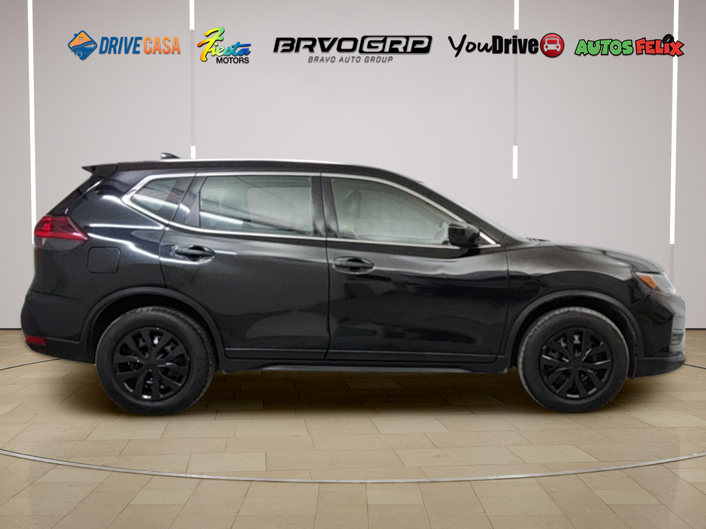 2019 Nissan Rogue S - Photo 4