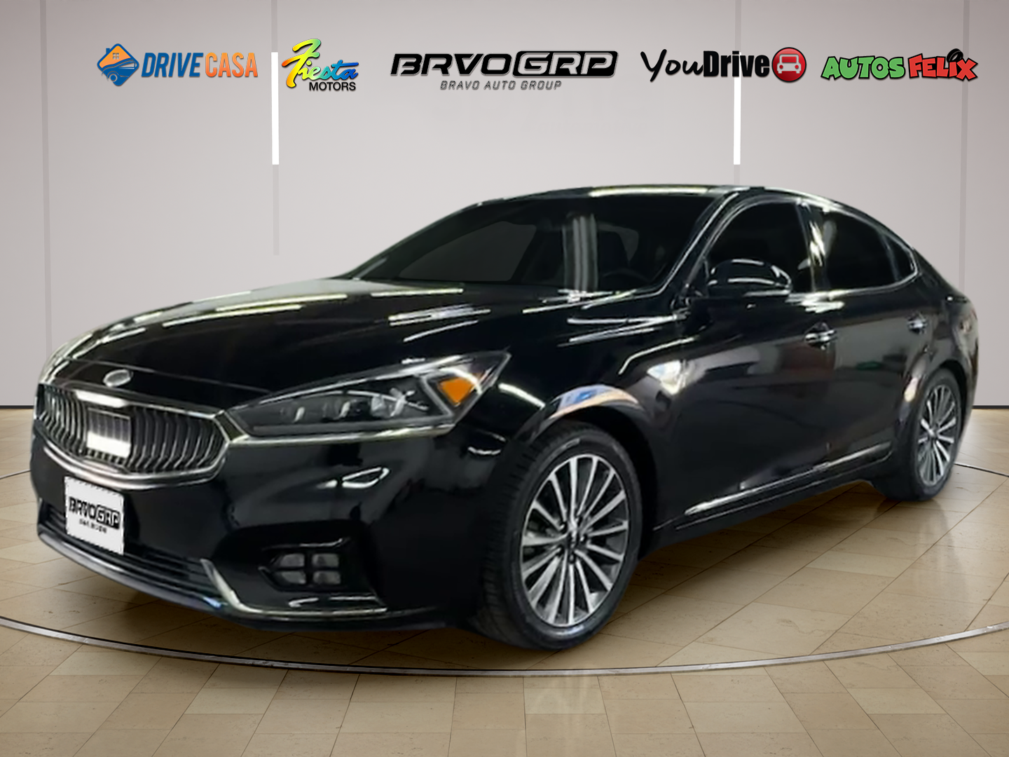 2017 Kia Cadenza Technology's photo