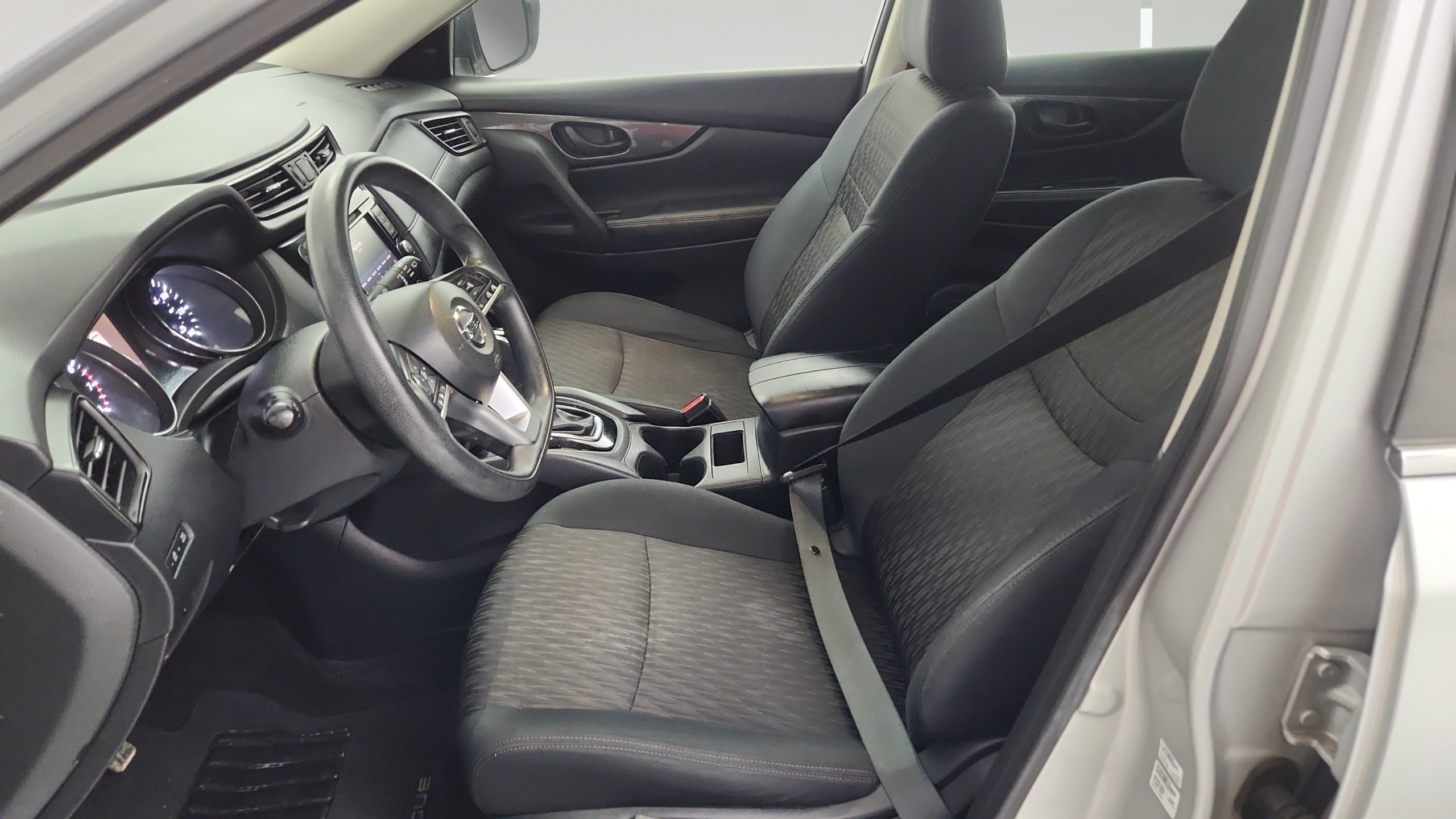 2019 Nissan Rogue S - Photo 12