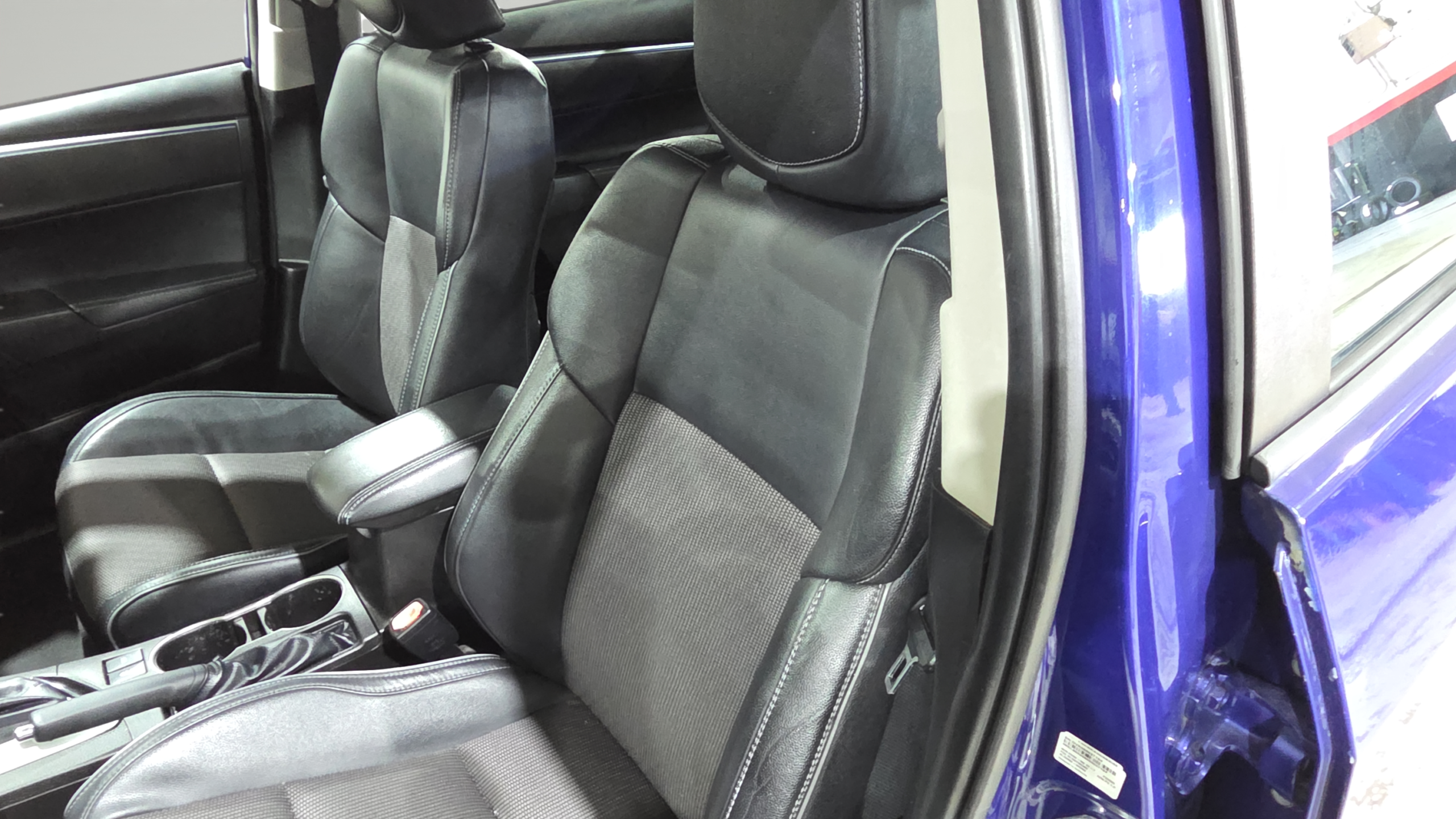 2016 Toyota Corolla S - Photo 12