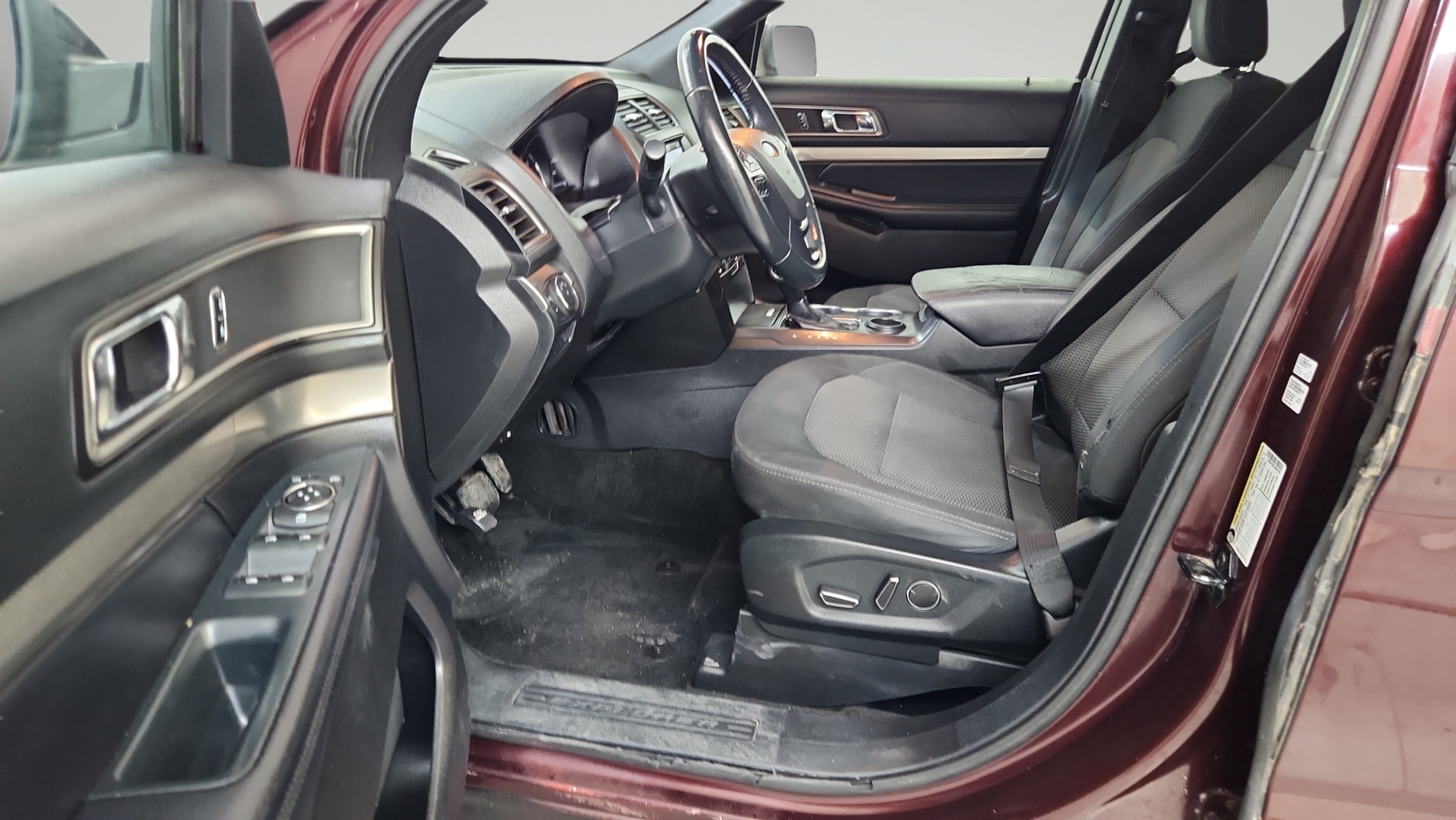 2018 Ford Explorer XLT - Photo 12