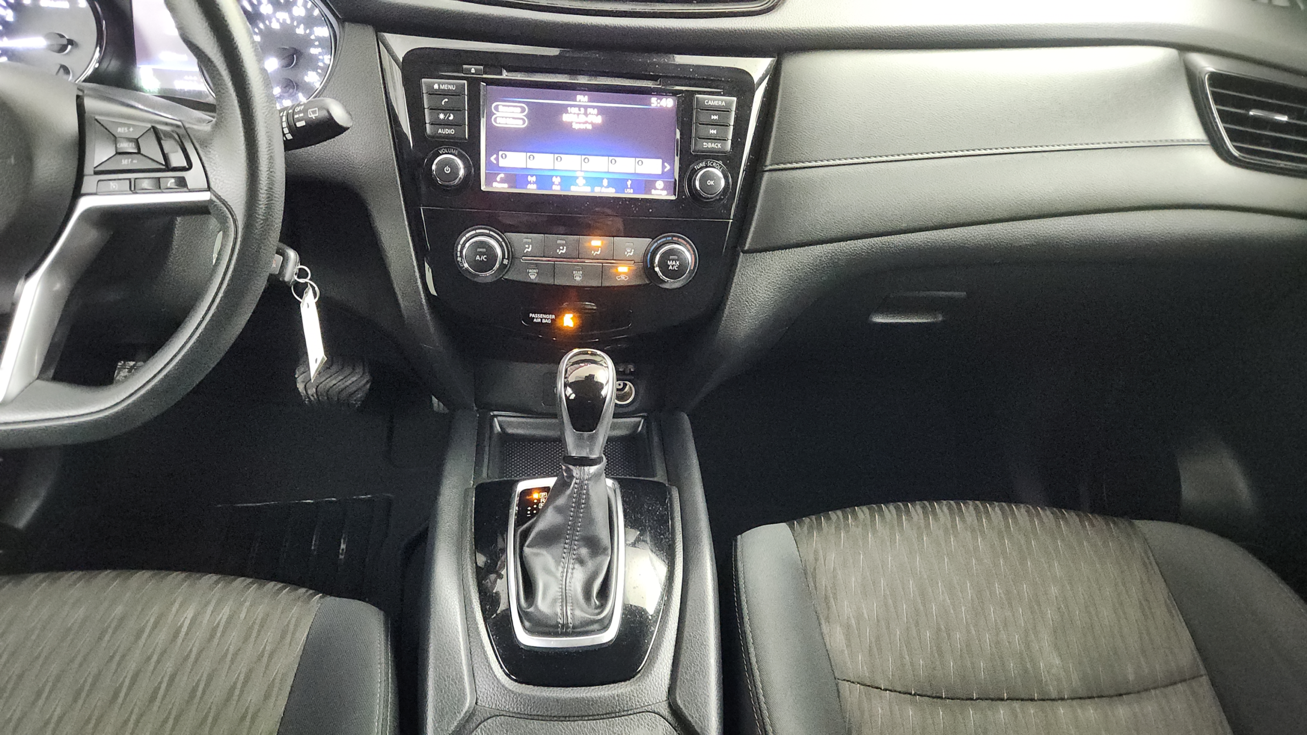2019 Nissan Rogue S - Photo 11
