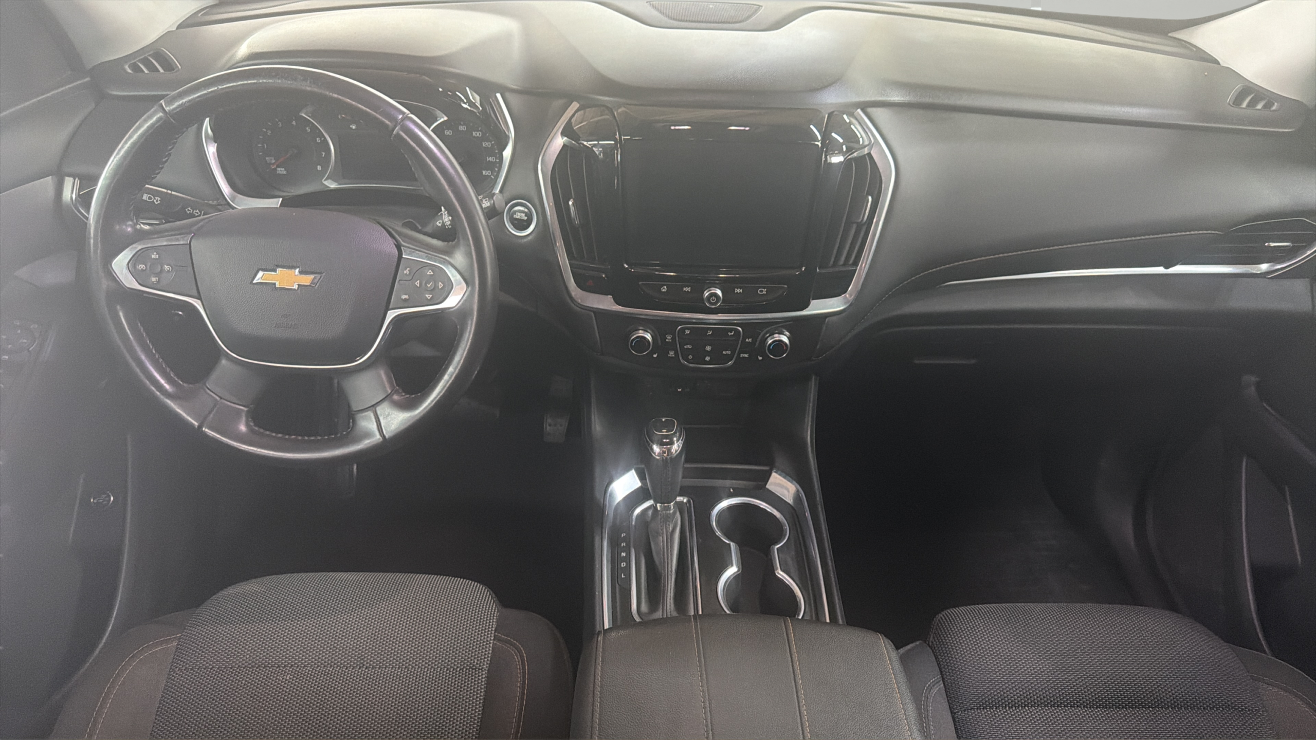 2018 Chevrolet Traverse 1LT - Photo 11