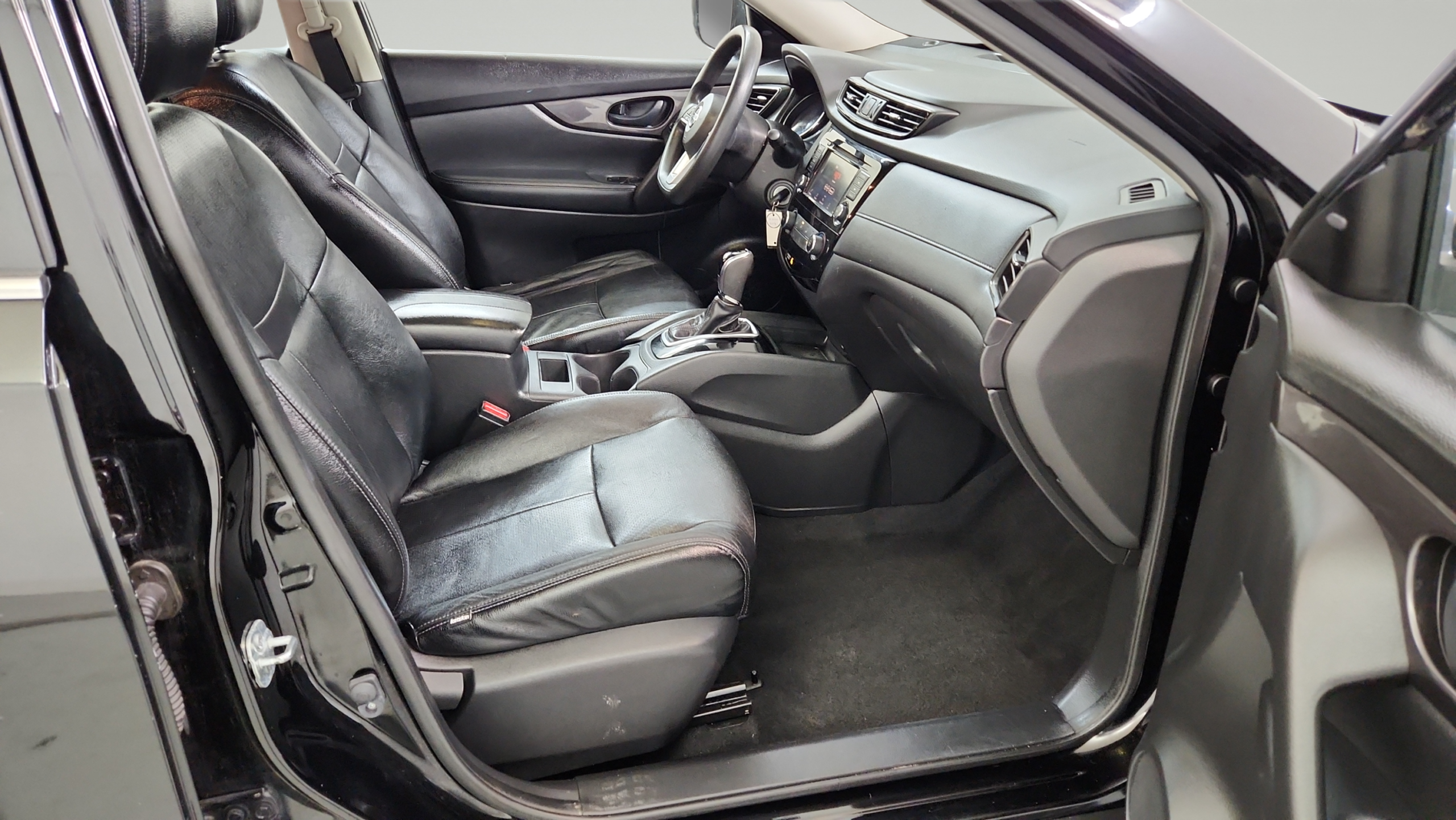 2019 Nissan Rogue S - Photo 15