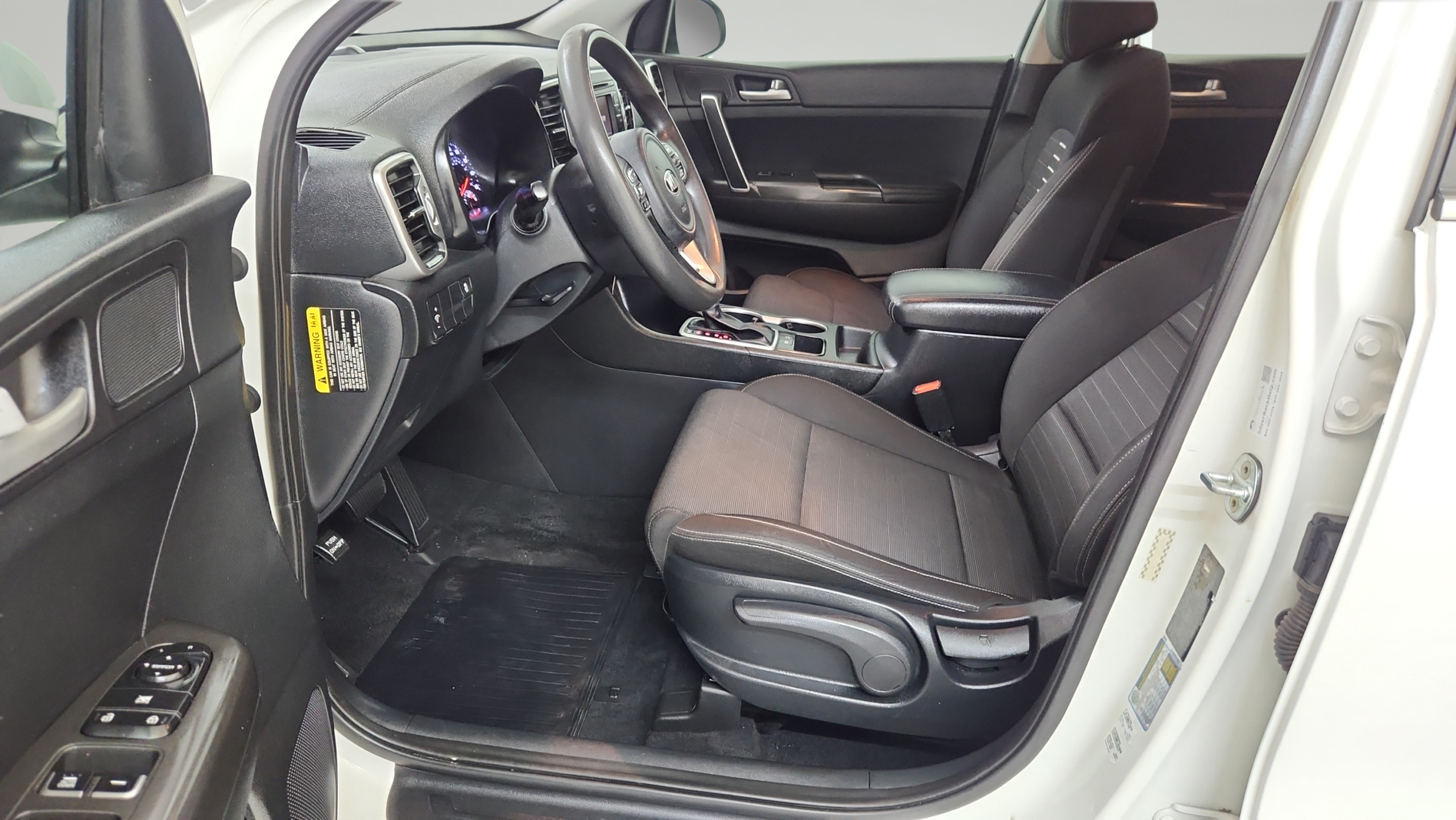 2018 Kia Sportage LX - Photo 12