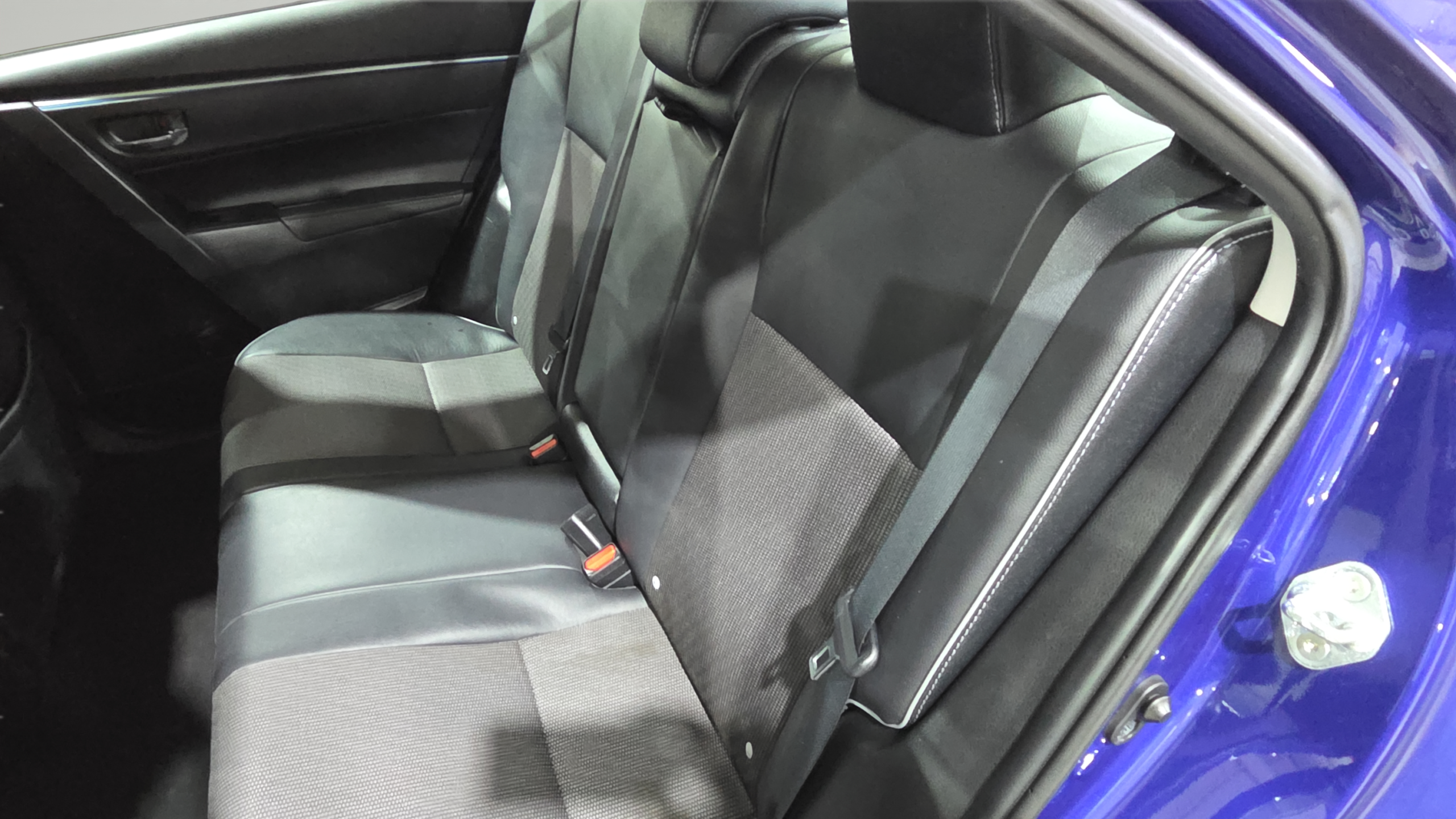 2016 Toyota Corolla S - Photo 14