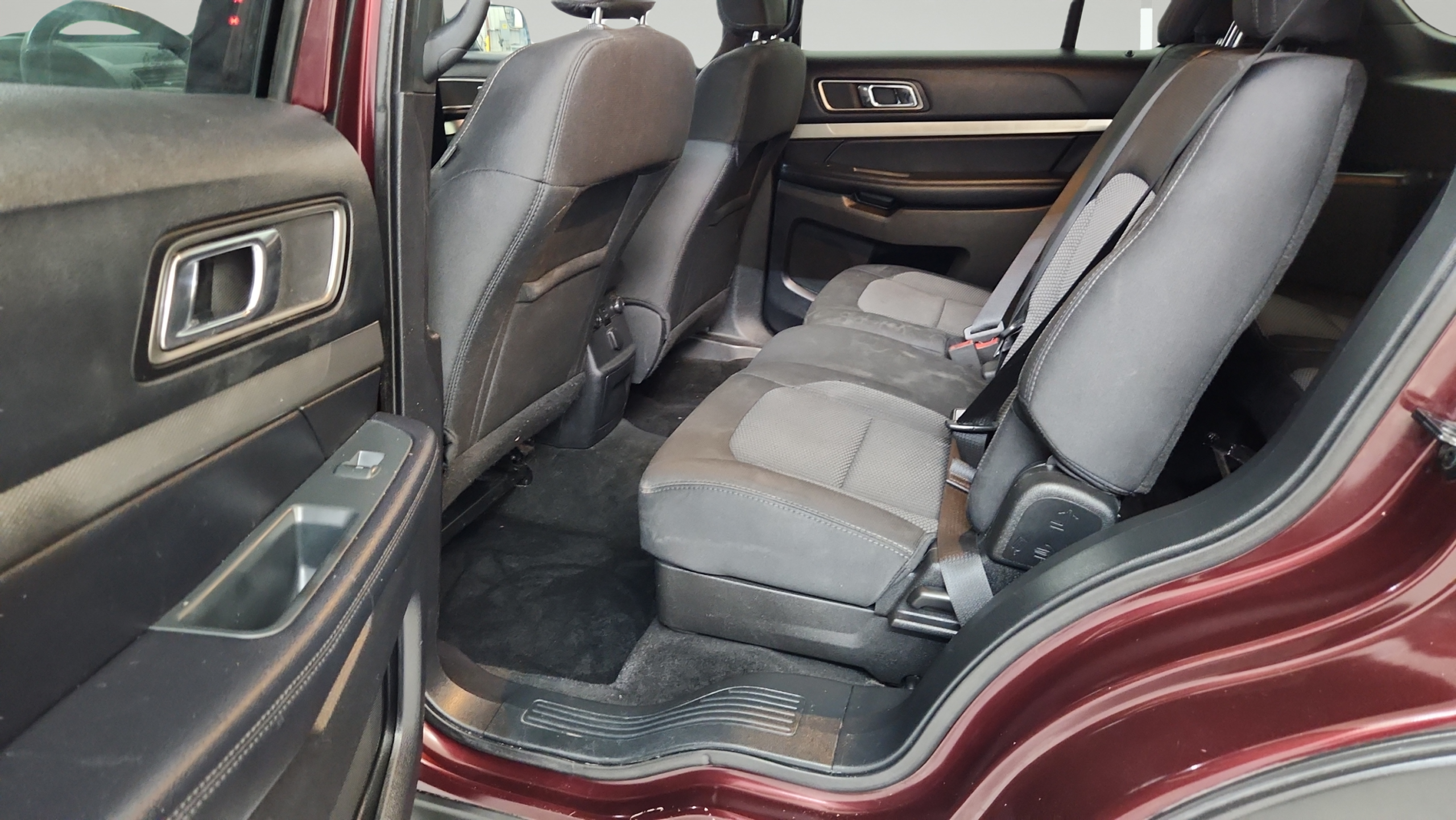 2018 Ford Explorer XLT - Photo 14