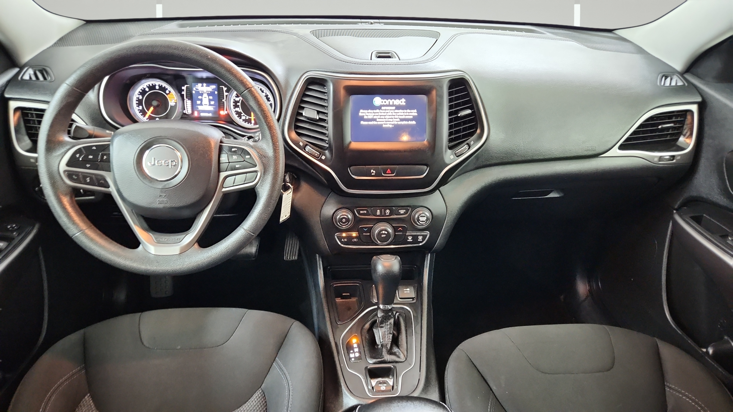2019 Jeep Cherokee Latitude - Photo 9