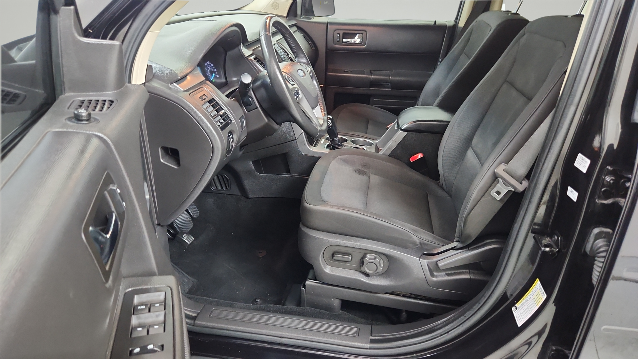 2019 Ford Flex SE - Photo 12