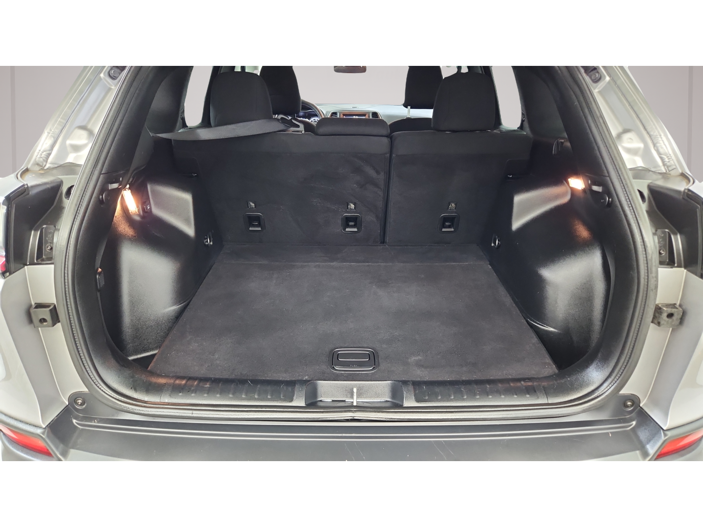 2019 Jeep Cherokee Latitude - Photo 16
