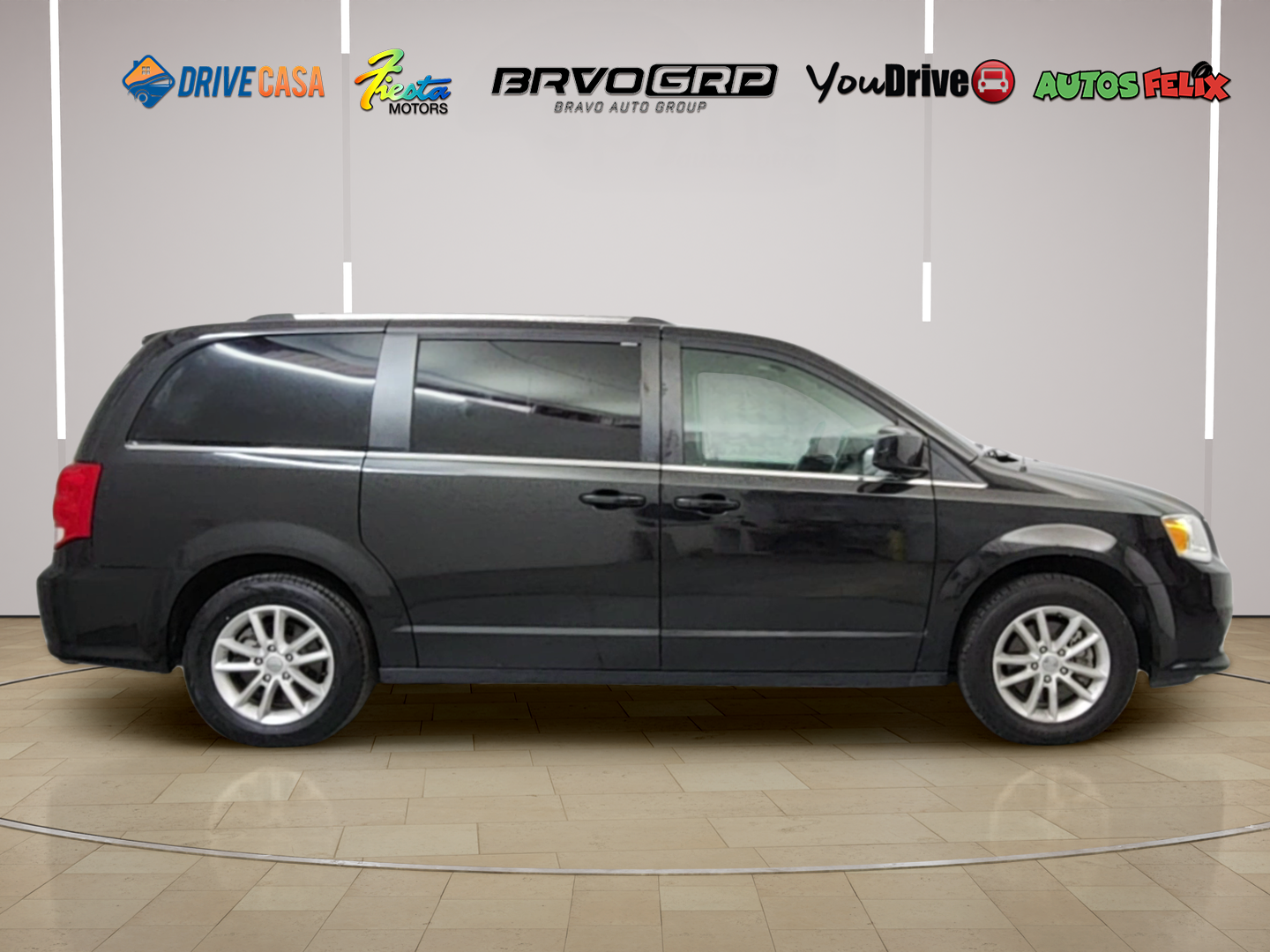 2019 Dodge Grand Caravan SXT - Photo 6